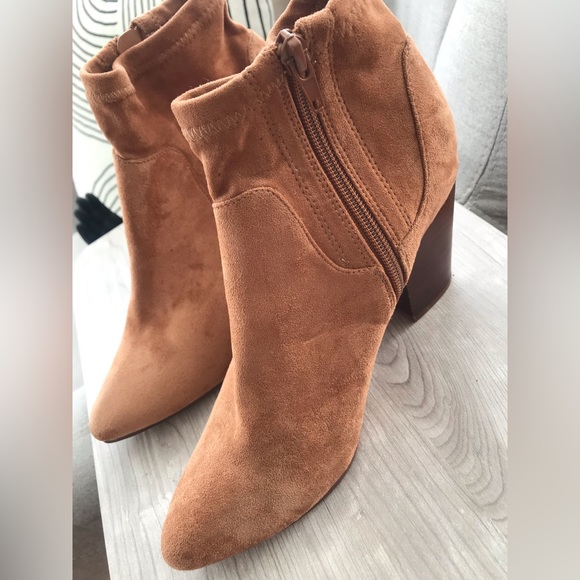 ALDO Cognac Tan Camel Suede Ankle Boots - Picture 2 of 4